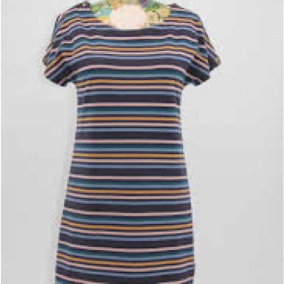 Beacon Dresses & Skirts - Striped Button-Shoulder Top summer dress [Large]
Beacon Cove